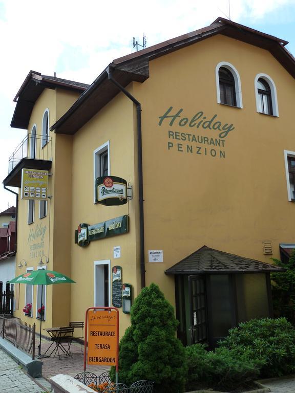 Penzion Holiday Mariánské Lázně Exterior foto